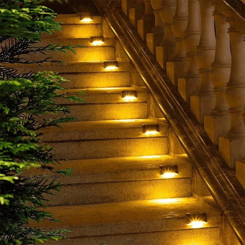GlowEdge™ Solar Outdoor Lights